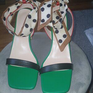 Multi color heeled sandles